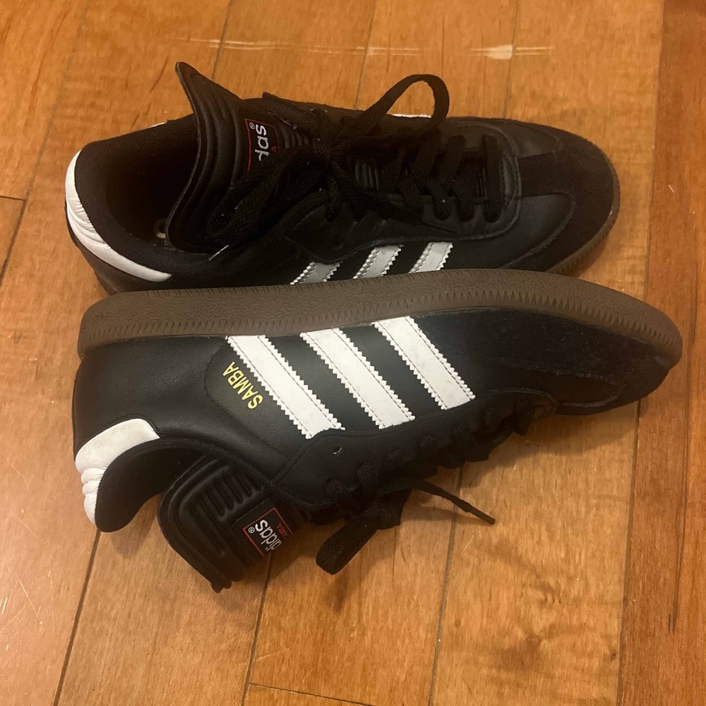 Black Classic Adidas Sambas Mens 6.5 / Womens 8